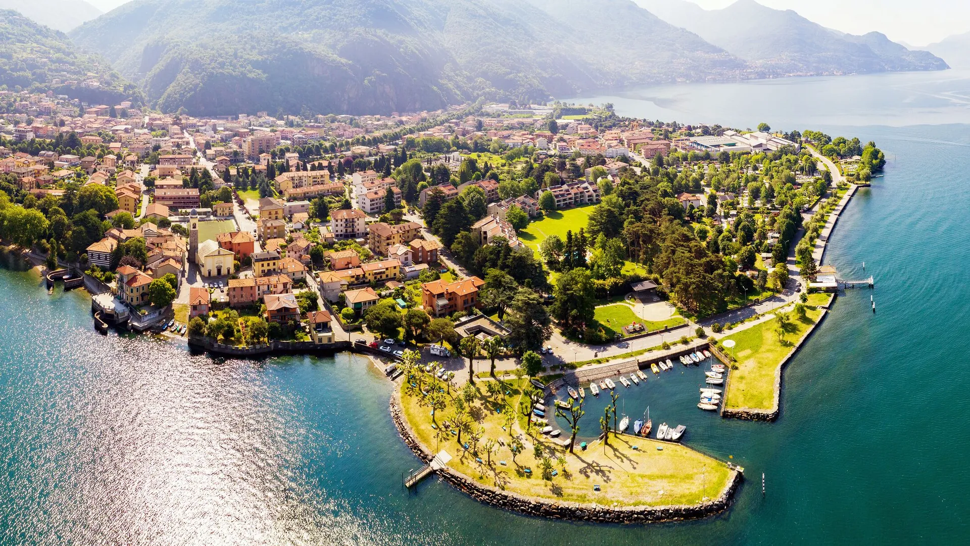 Cosmique Lake, Dervio (Lombardia)